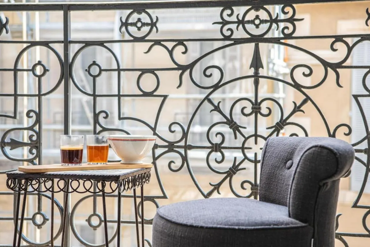 Апартаменты Grand 2 Chambres Avec Balcon Parc Longchamp Марсель