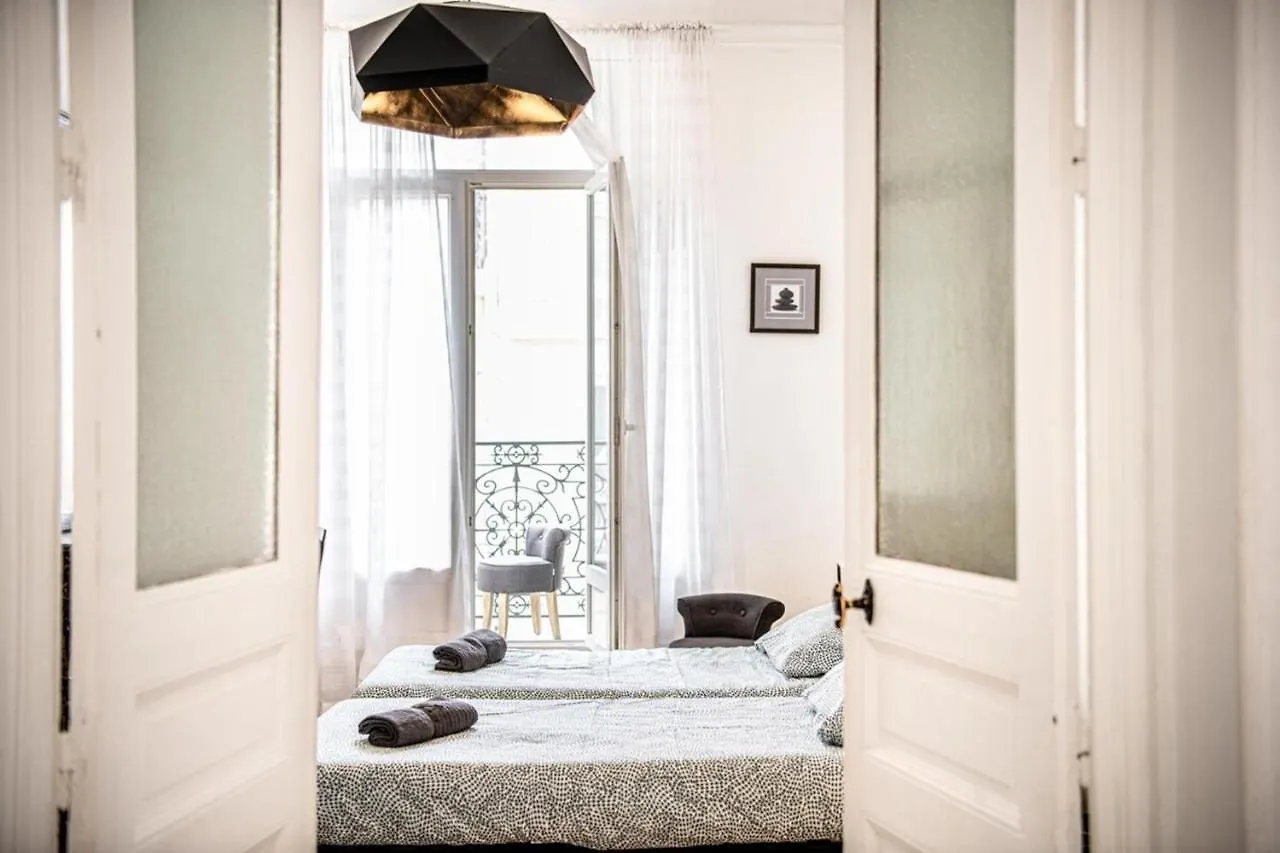 Grand 2 Chambres Avec Balcon Parc Longchamp Марсель Франция