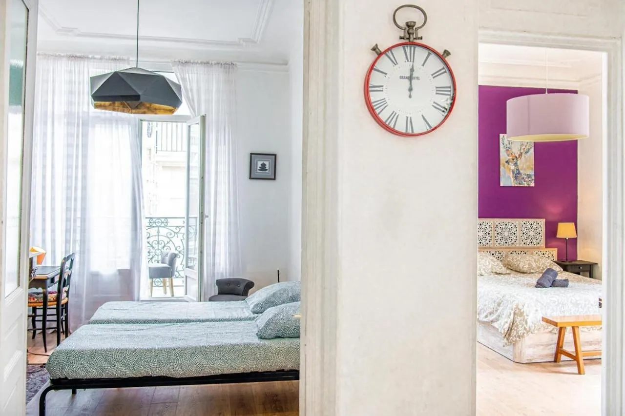 Grand 2 Chambres Avec Balcon Parc Longchamp Марсель