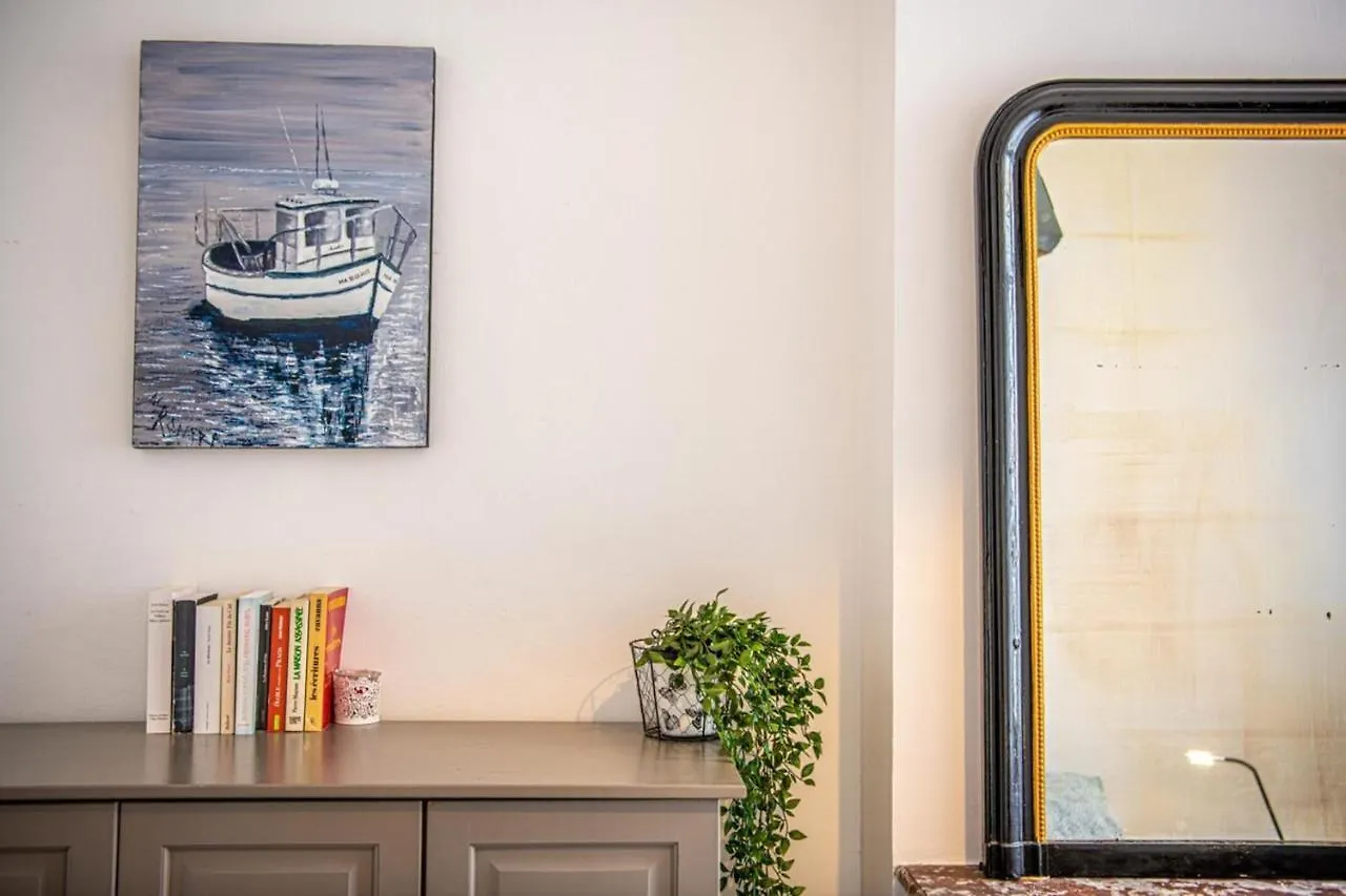 Grand 2 Chambres Avec Balcon Parc Longchamp Марсель 0*,